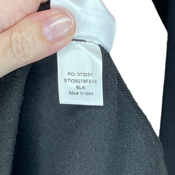 Patagonia Women's Micro D 1/4-Zip Fleece pullover size small - Picture 4 of 10